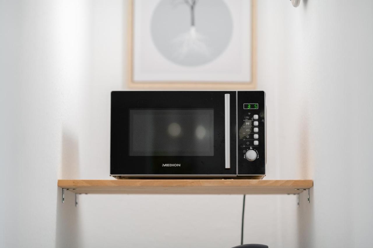 Stay Awesome - Schonfeld Apartment, Netflix Und Kostenloses Parken Касел Екстериор снимка